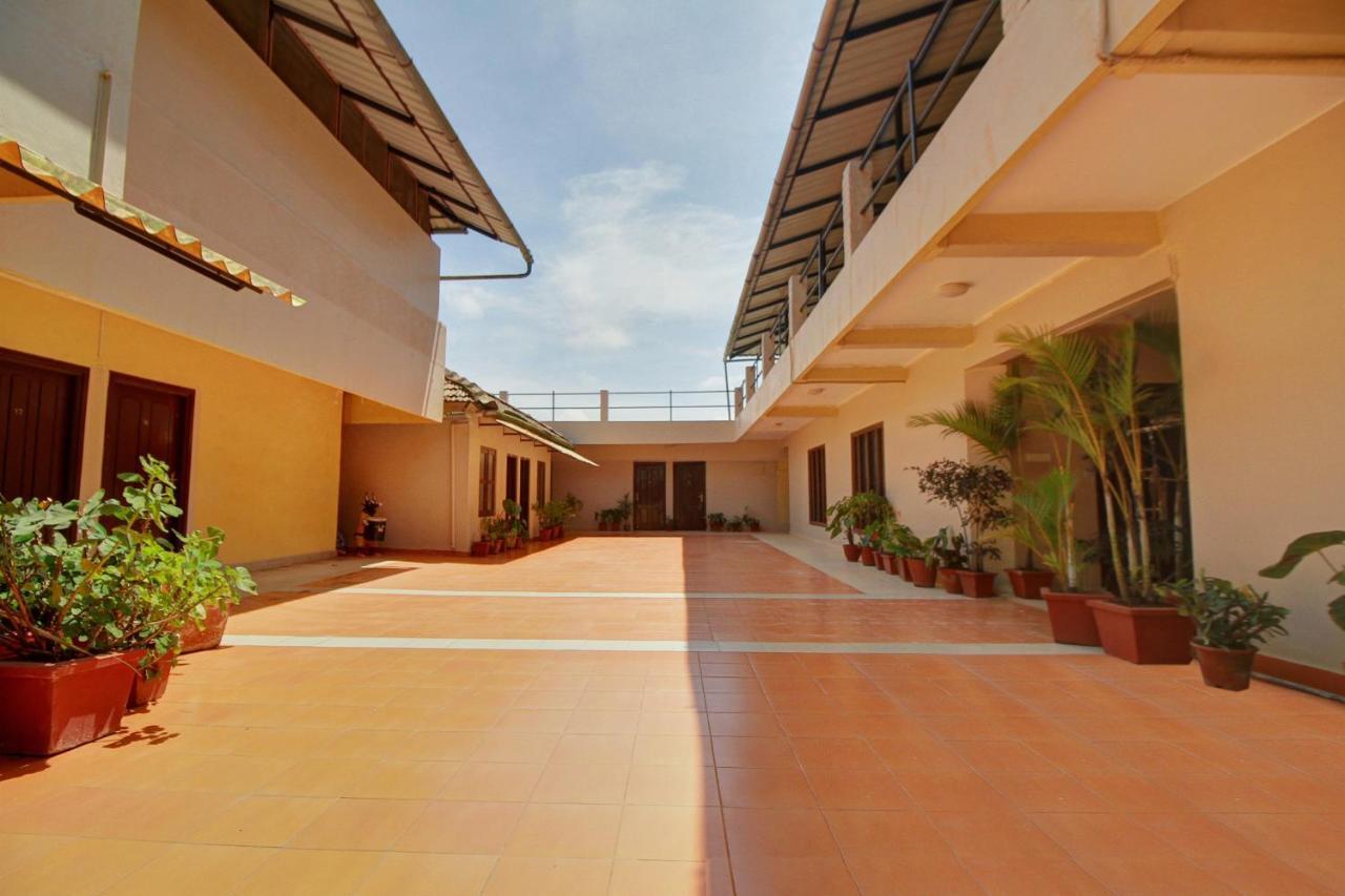 Oyo 17387 Hilldale Resorts 马迪凯里 外观 照片